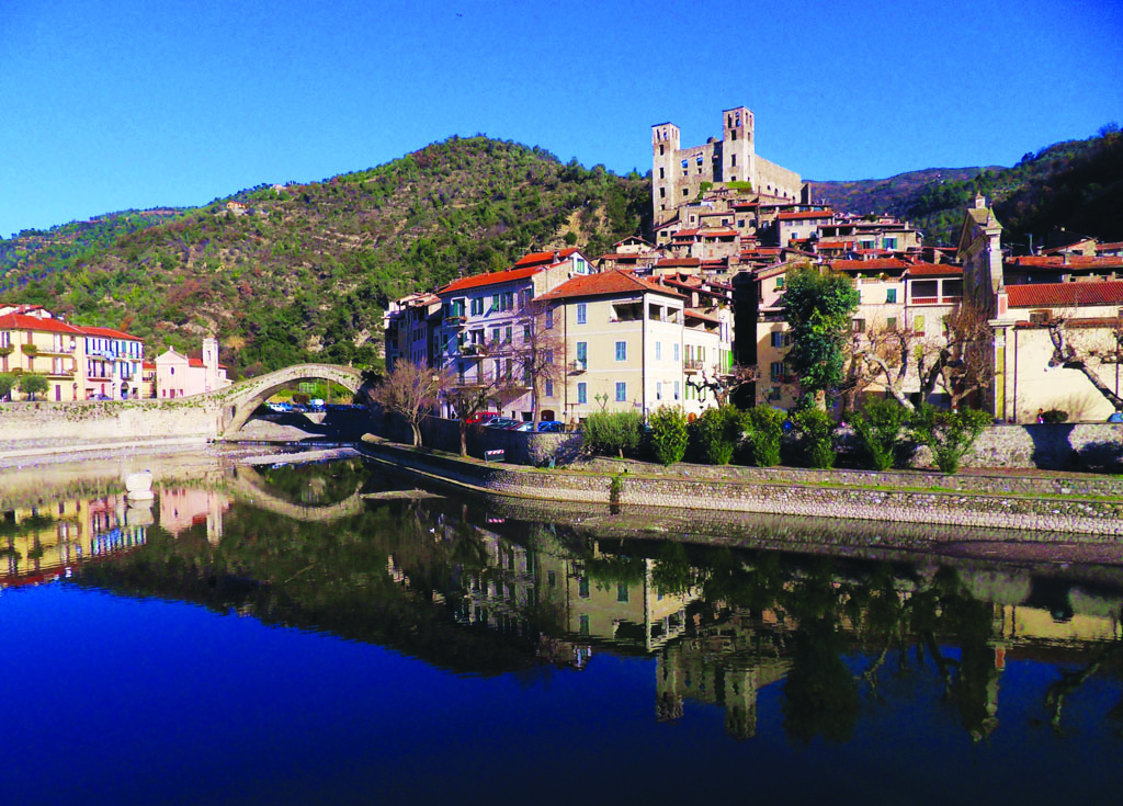 Dolceacqua, Zeugnis einer mittelalterlichen ligurischen Stadt