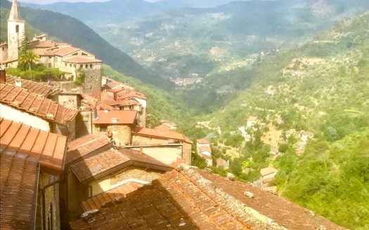 Town house for sale in Apricale / AP 912